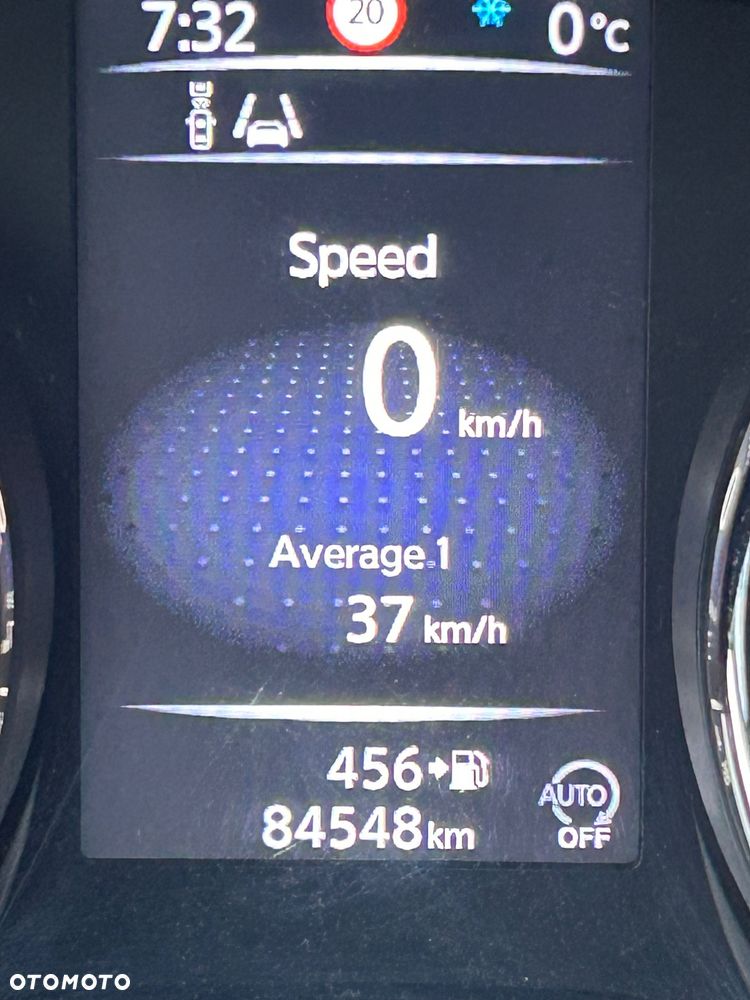 Nissan Qashqai - 10