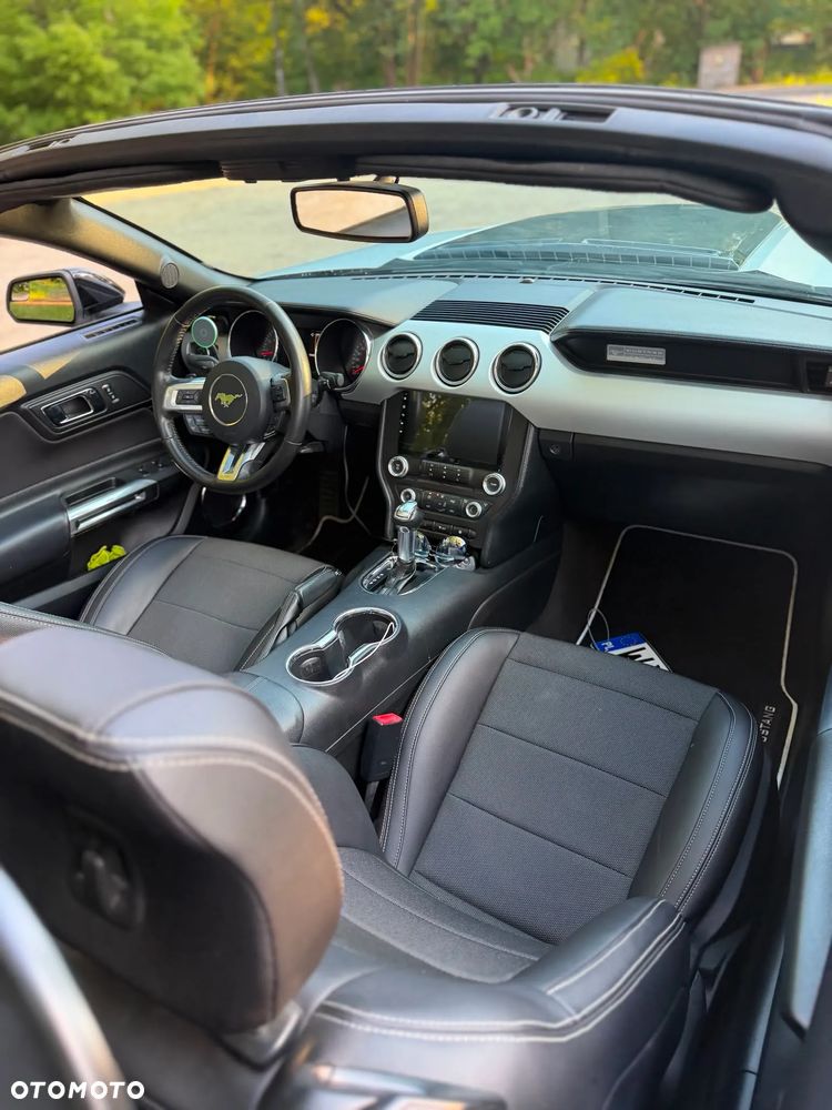 Ford Mustang 3.7 V6 - 19
