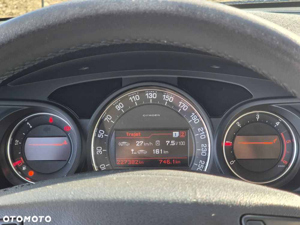 Citroën C5 HDi 140 FAP Exclusive - 12