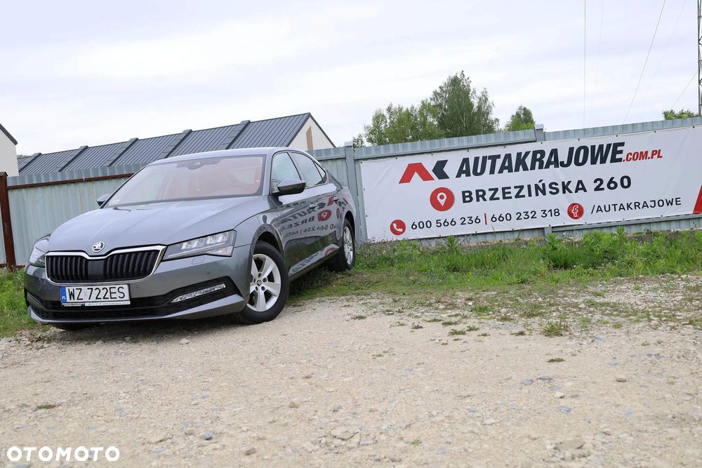 Skoda Superb 2.0 TDI SCR Active DSG - 2