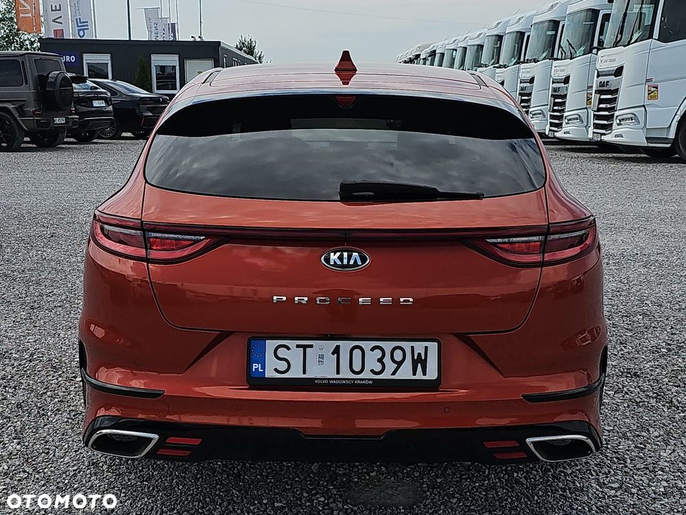 Kia ProCeed 1.6 T-GDI GT DCT - 6