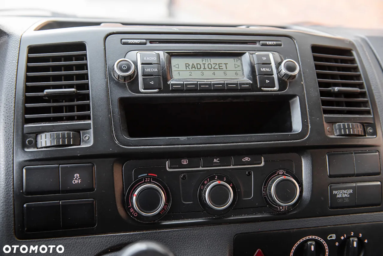 Volkswagen Transporter - 12