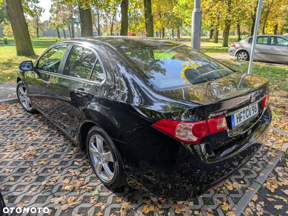 Honda Accord 2.0 Executive - 14