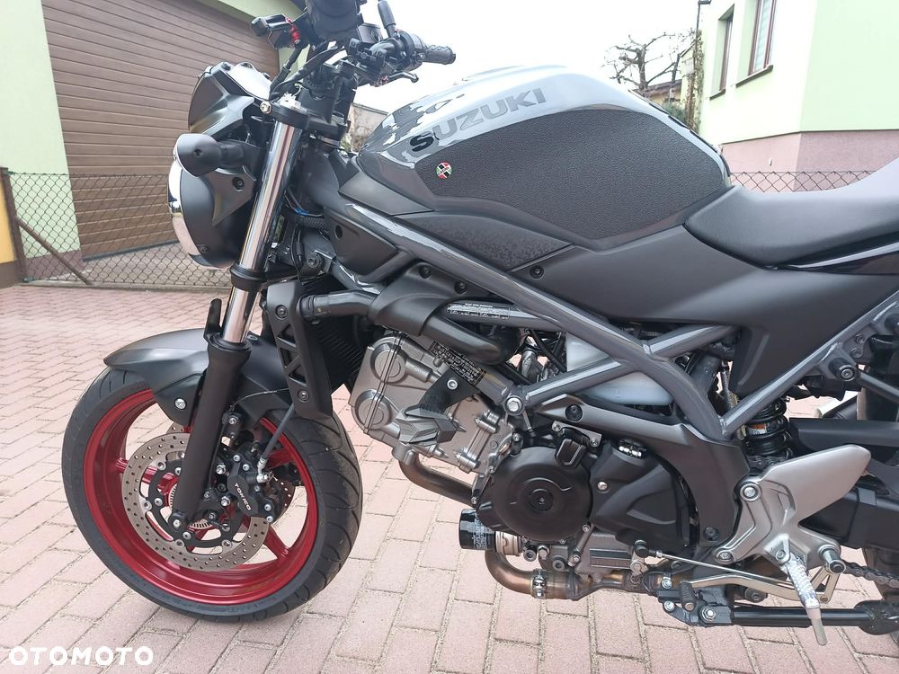 Suzuki SV - 7