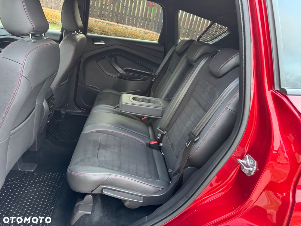 Ford Kuga 2.0 TDCi 4x4 ST-Line - 22