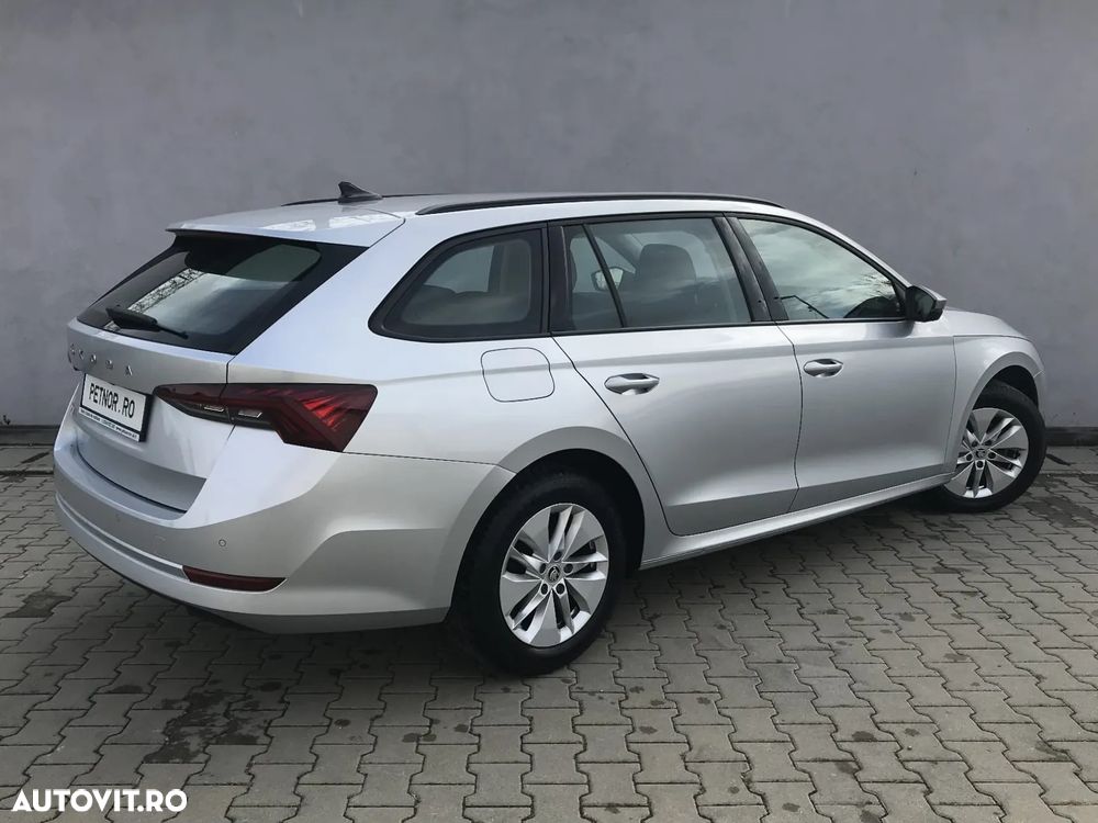 Skoda Octavia 2.0 TDI (Green tec) DSG Ambition - 4