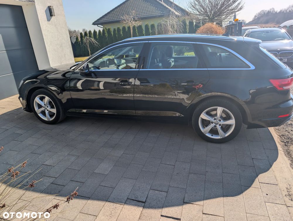 Audi A4 Avant 40 TFSI S tronic - 17