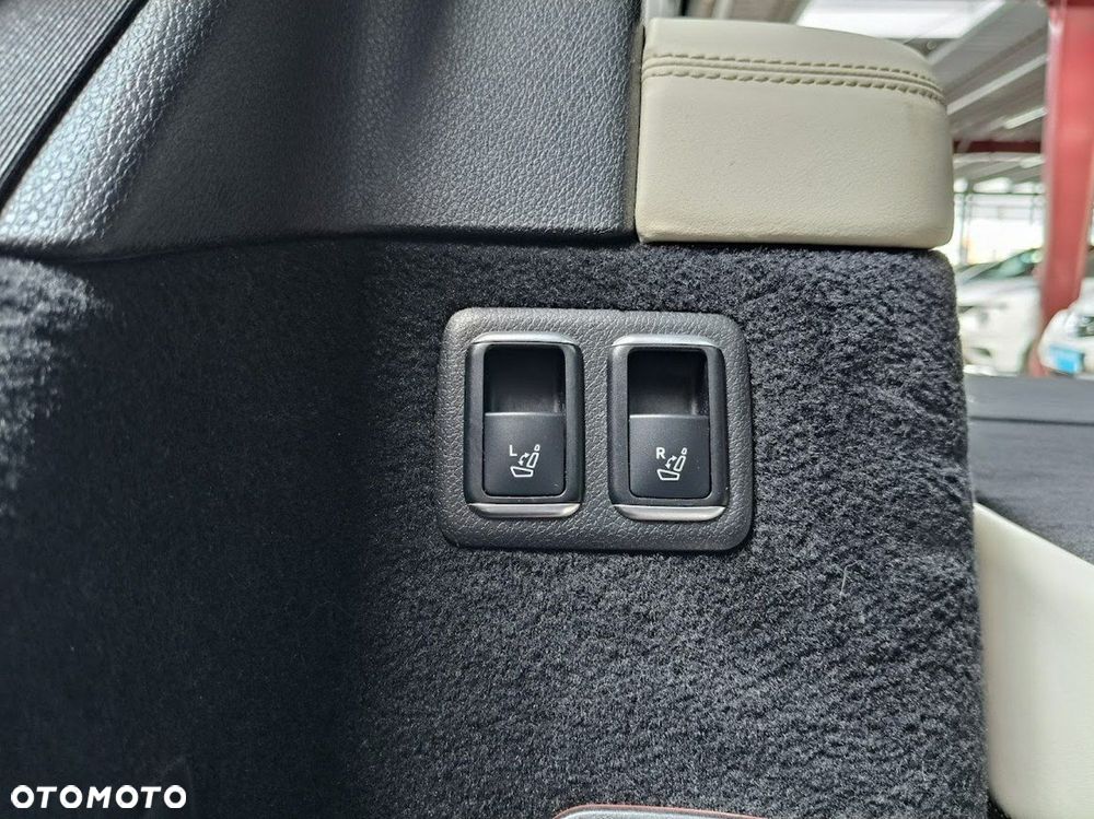 Mercedes-Benz GLS - 26