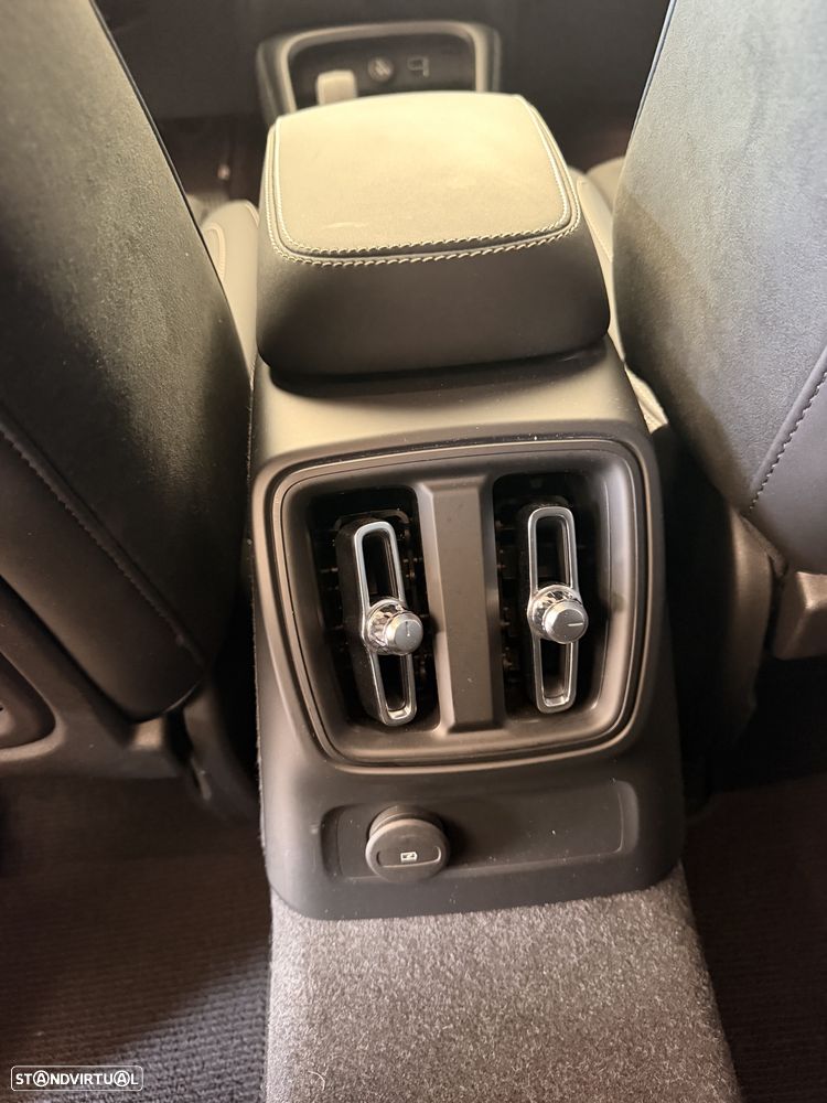 Volvo XC 40 T5 Recharge DKG Essential - 22