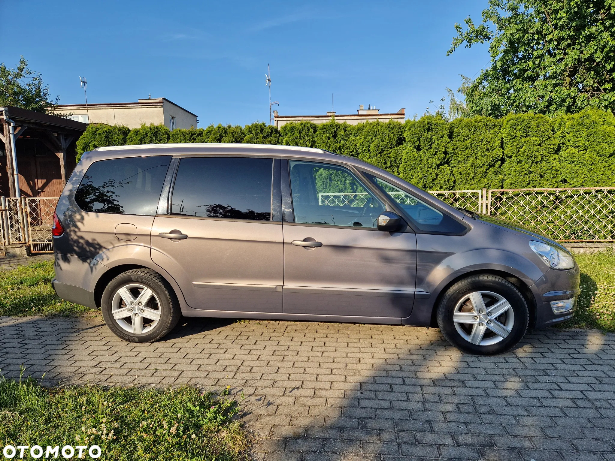 Ford Galaxy 2.0 TDCi Platinium X (Ghia) - 19