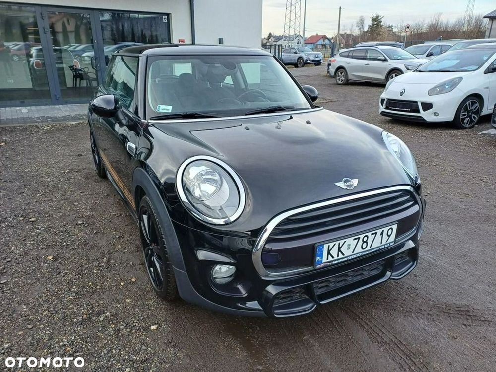 MINI Cooper John Works Trim - 9
