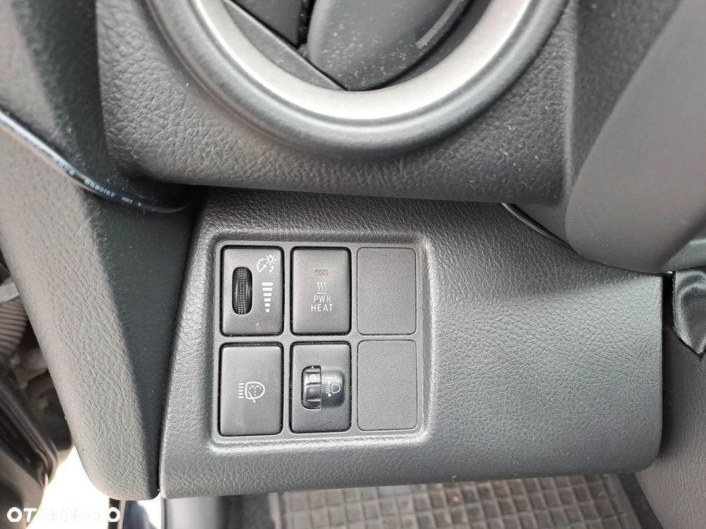 Toyota RAV4 - 14