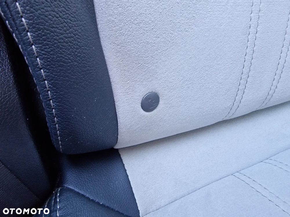 Kia Sportage 2.0 CRDI 184 AWD Platinum Edition - 27