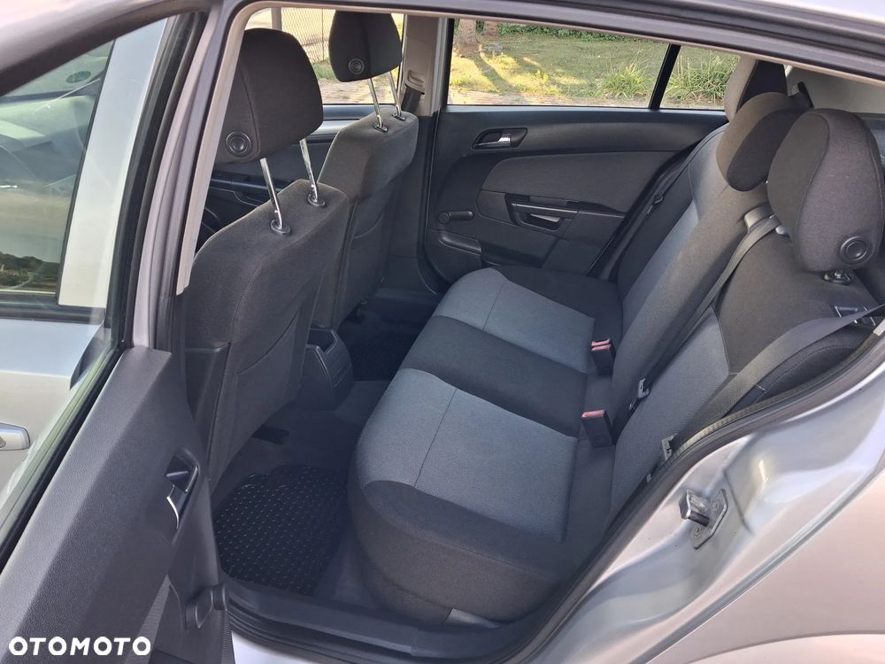 Opel Astra - 23