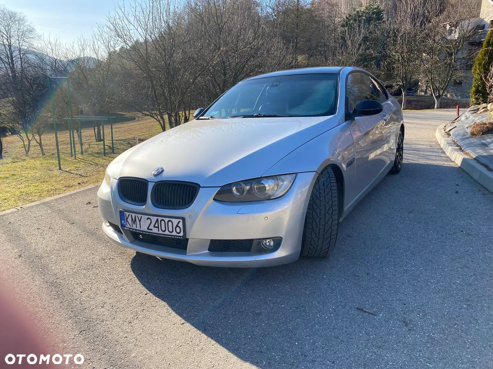 BMW Seria 3 325i - 5