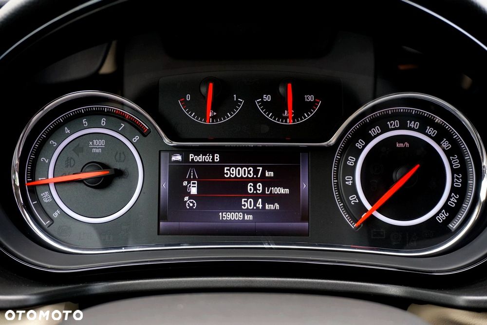 Opel Insignia 1.4 T Cosmo S&S - 26