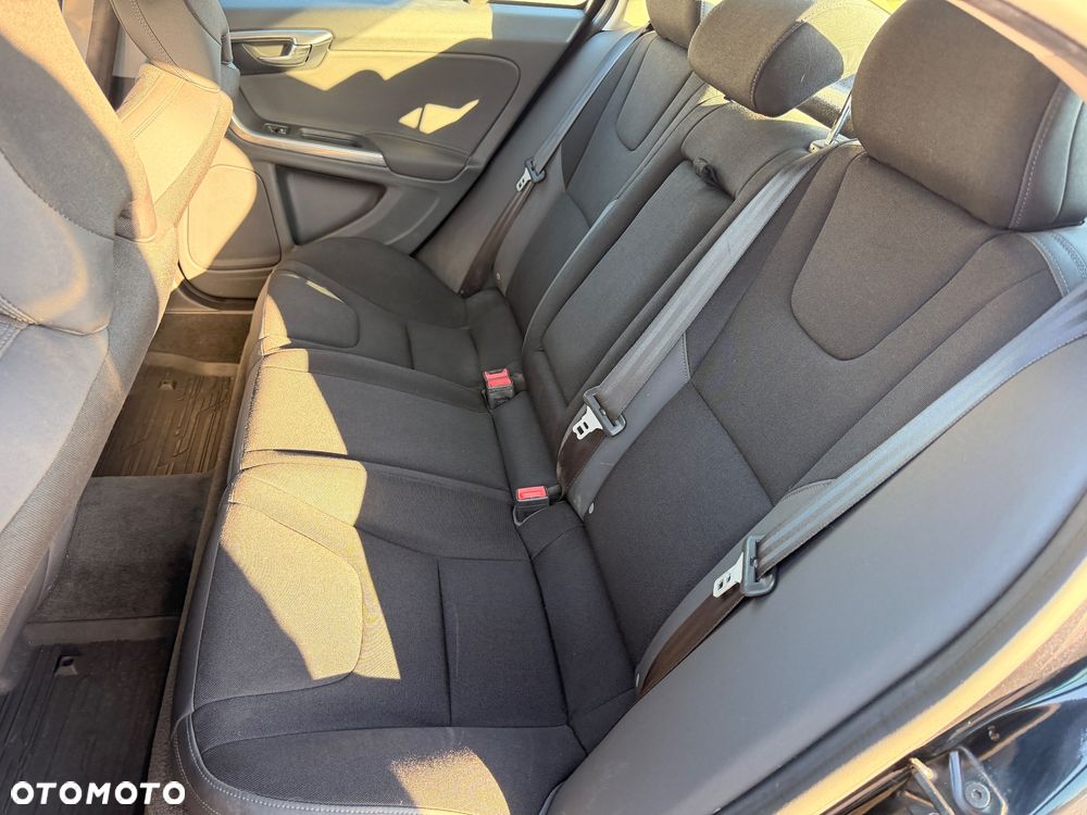 Volvo S60 - 15