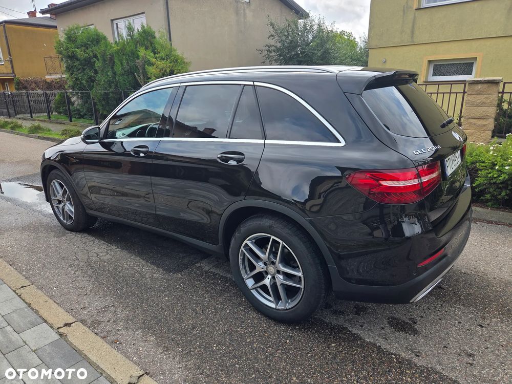 Mercedes-Benz GLC 250 d 4Matic 9G-TRONIC AMG Line - 22