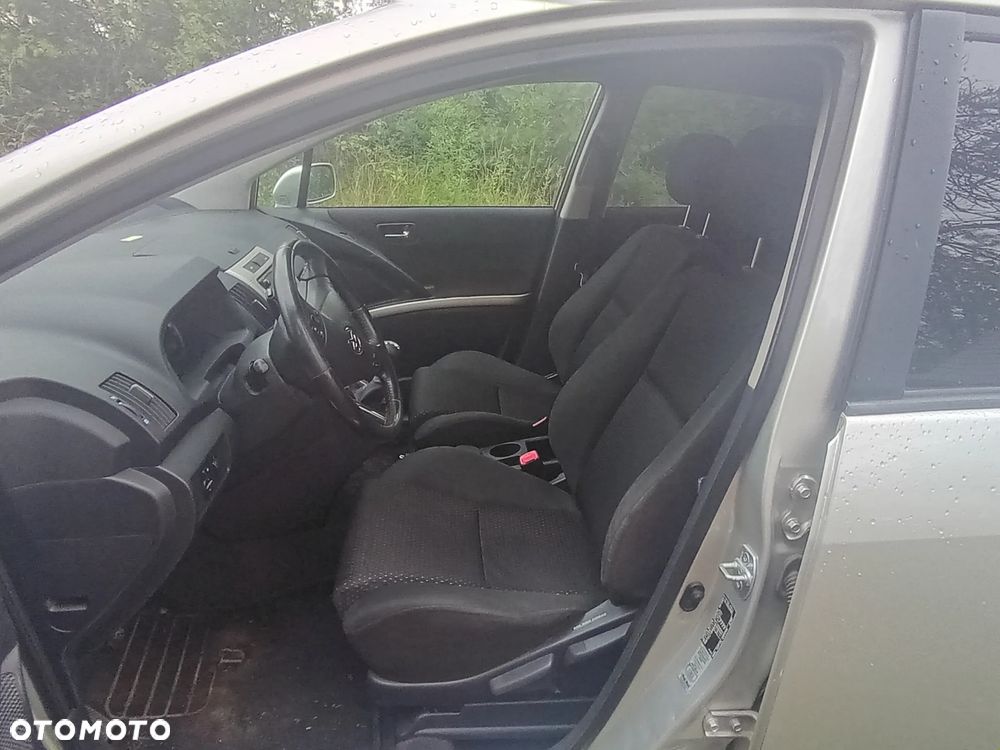 Toyota Corolla Verso 2.2 D-4D Sol 7os - 27
