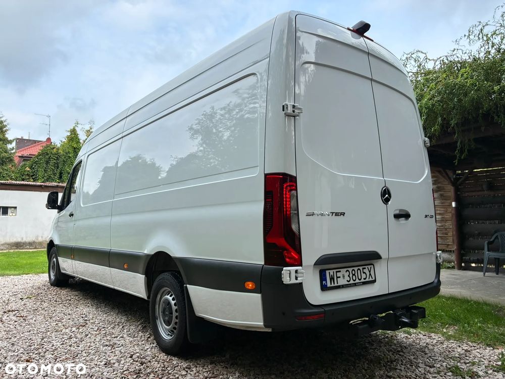 Mercedes-Benz Sprinter 317 Maxi Zabudowa Warsztatowa Najazd Składany Pneumatyka 170KM SALON PL Lampy LED Model 2023 - 17