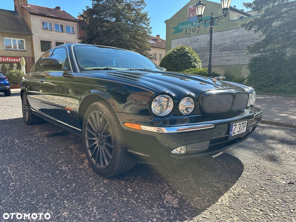 Jaguar XJR - 4