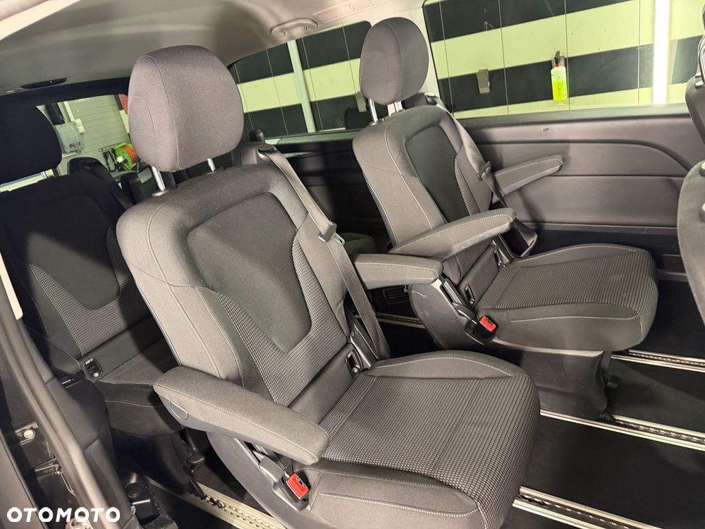 Mercedes-Benz Klasa V 250 d lang 4Matic 9G-TRONIC Edition 2021 - 7
