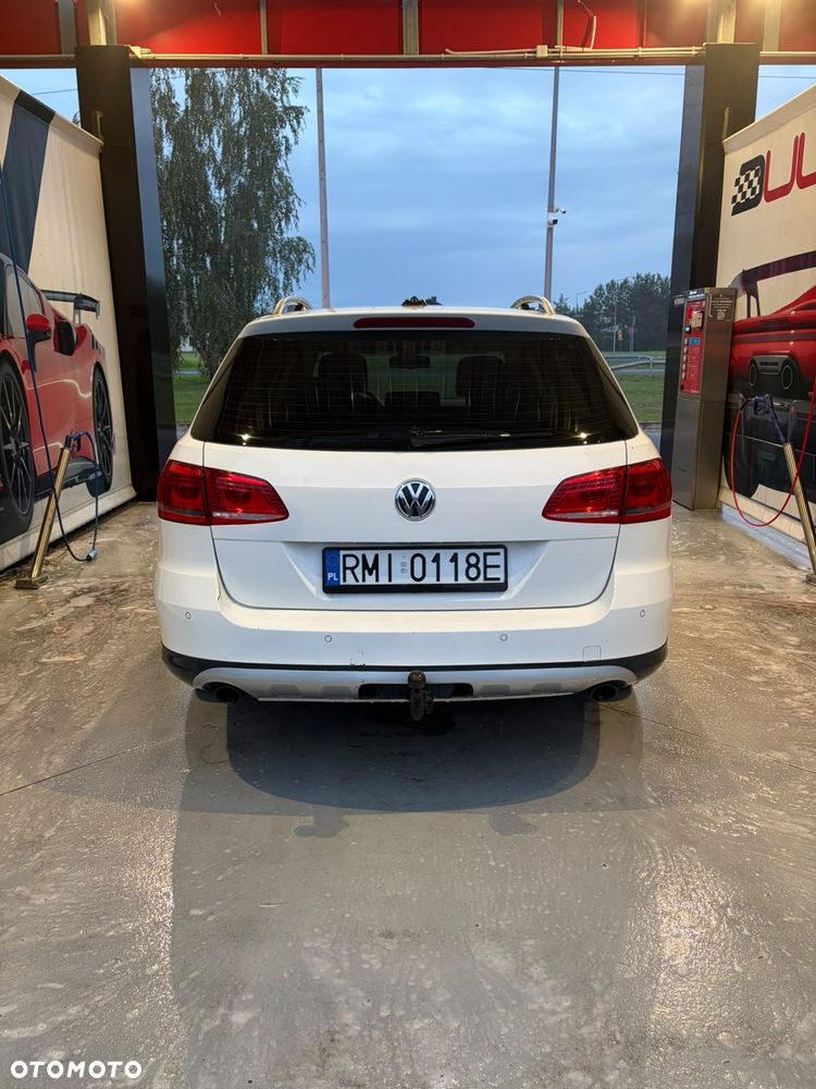 Volkswagen Passat Alltrack - 4