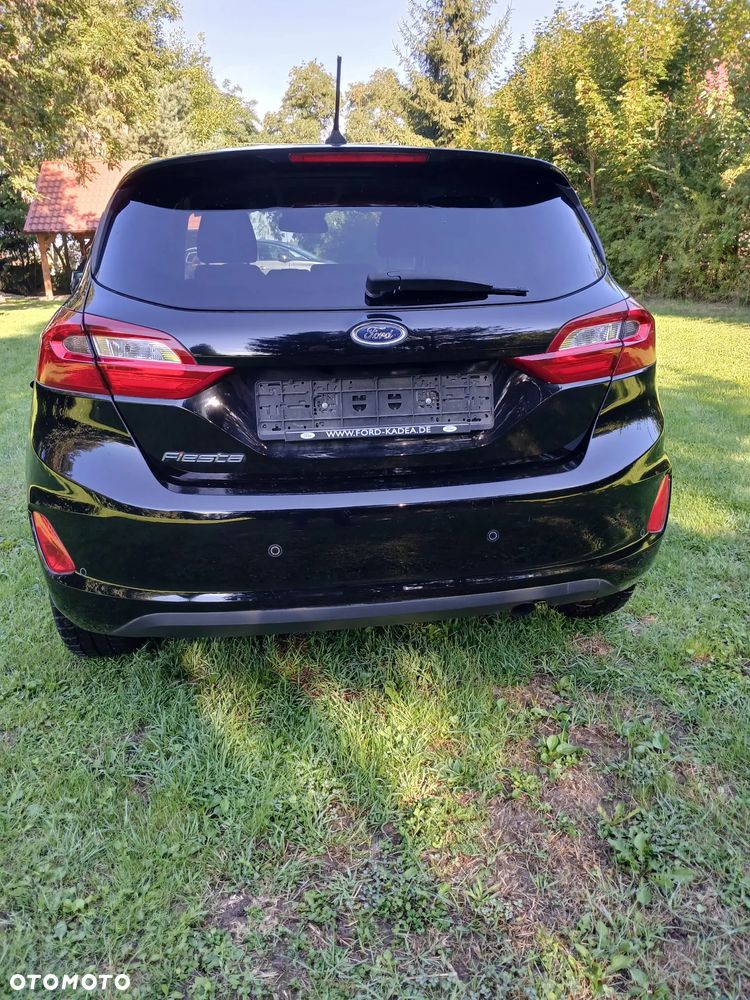Ford Fiesta - 9