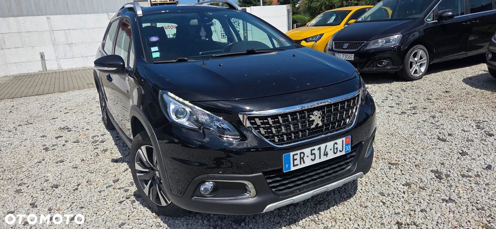 Peugeot 2008 1.2 Pure Tech Allure S&S EAT6 - 19