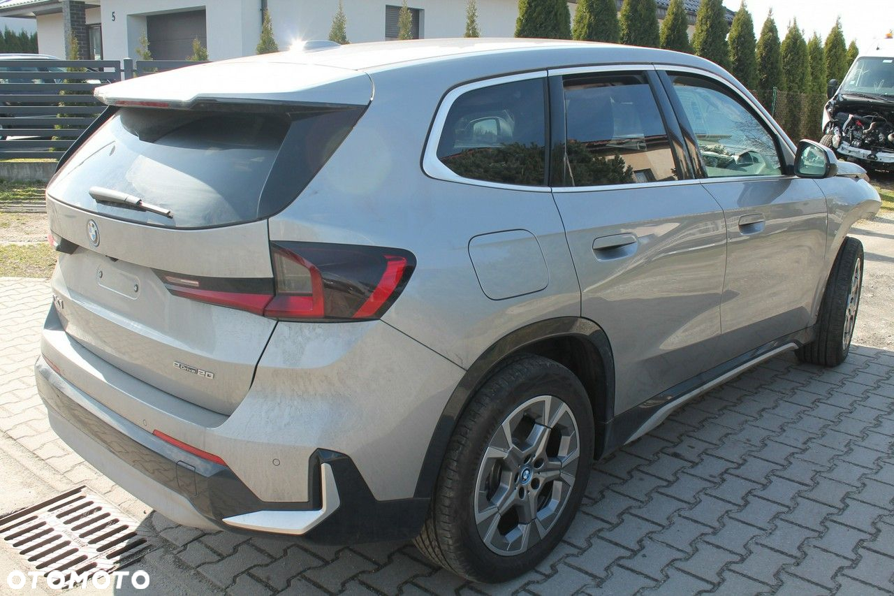 BMW iX1 - 5