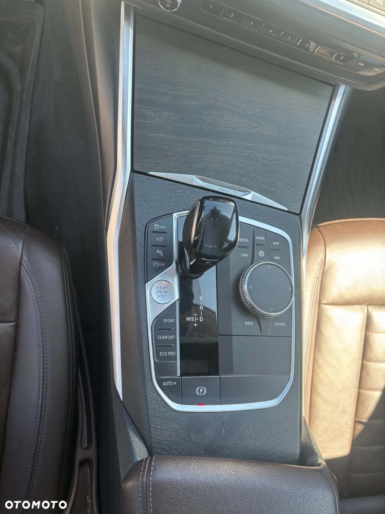 BMW Seria 3 320d xDrive Luxury Line Purity - 10