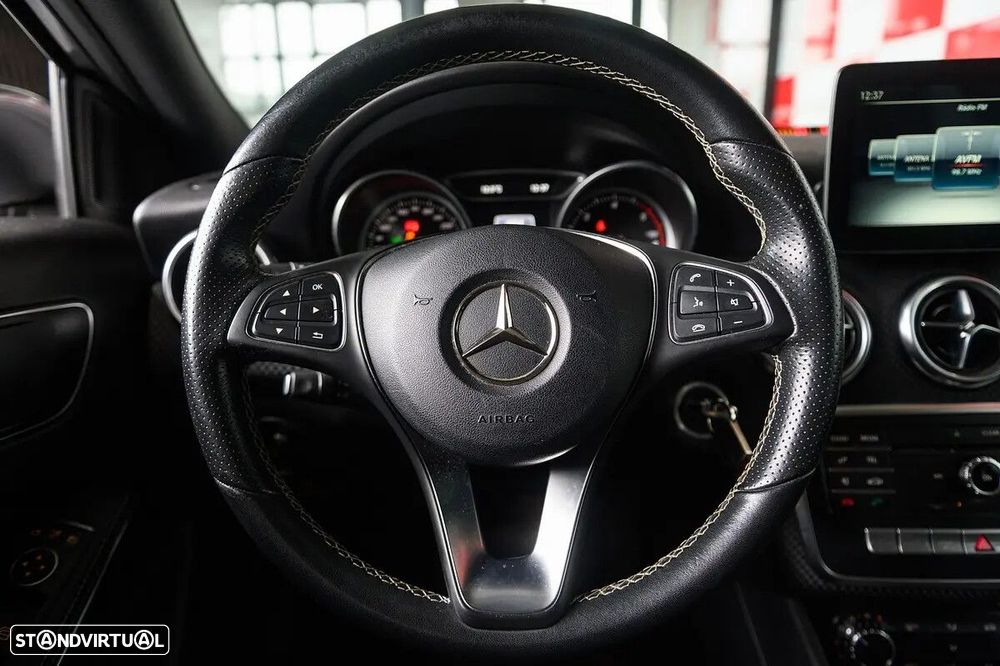 Mercedes-Benz A 180 d Fleet Pack Urban - 47