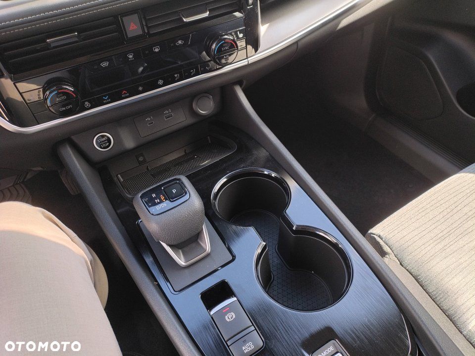 Nissan X-Trail - 9