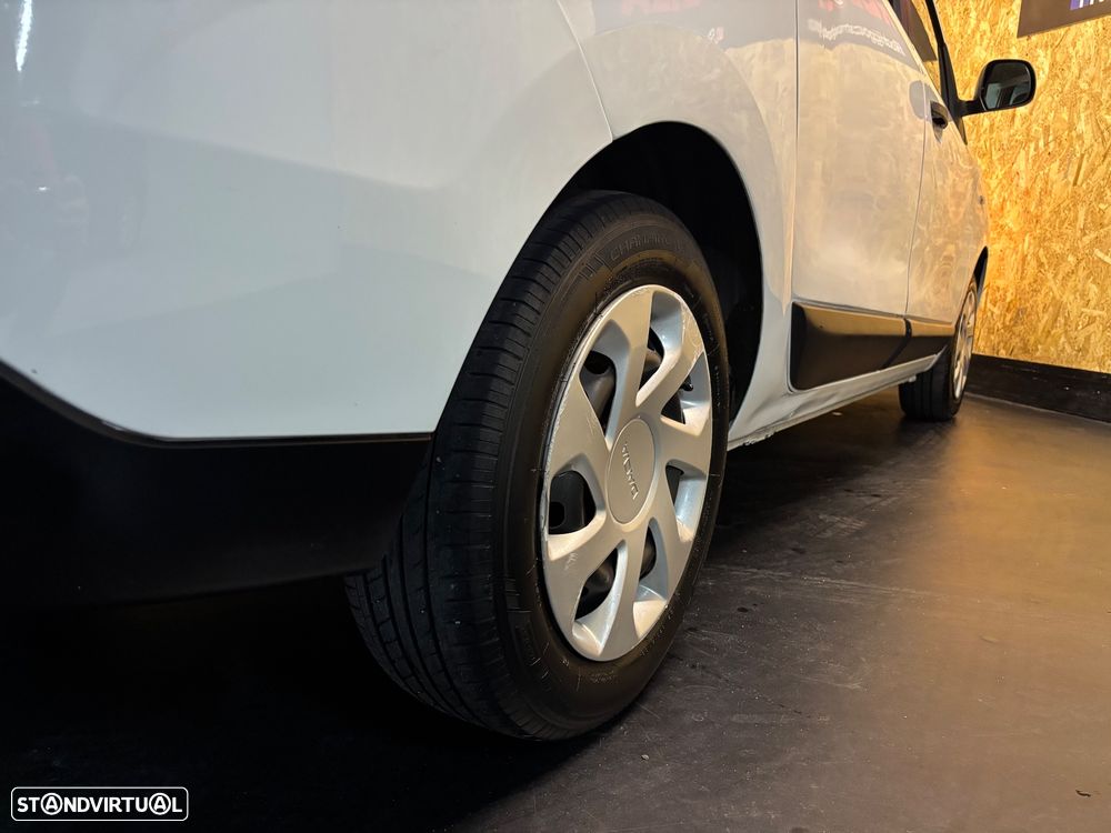 Dacia Lodgy 1.2 TCe Confort 7L - 23