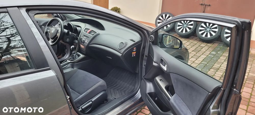 Honda Civic 1.4 Sport - 28