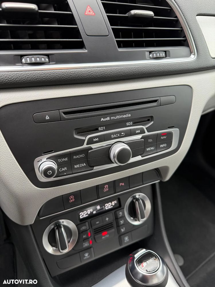 Audi Q3 2.0 TDI Quattro S tronic - 14