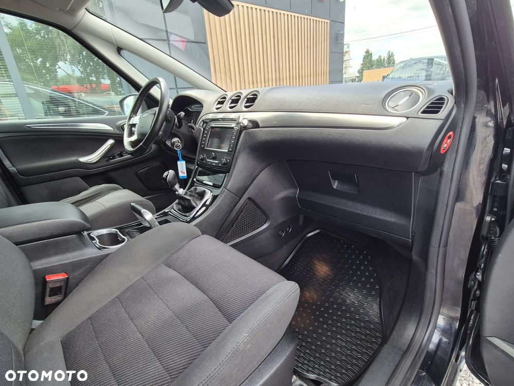 Ford S-Max 2.0 TDCi Trend - 33