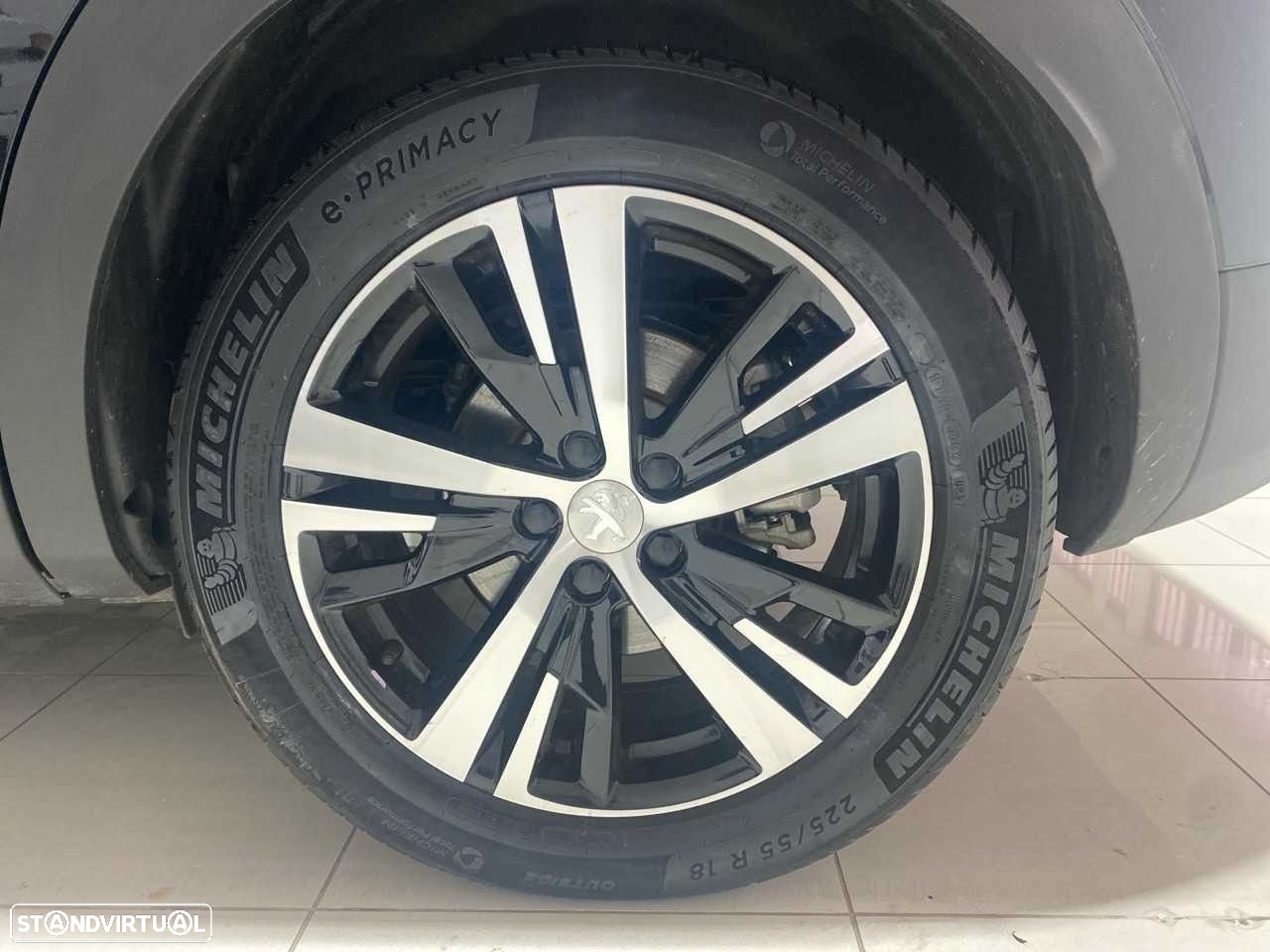 Peugeot 3008 1.6 Hybrid Allure Pack e-EAT8 - 11