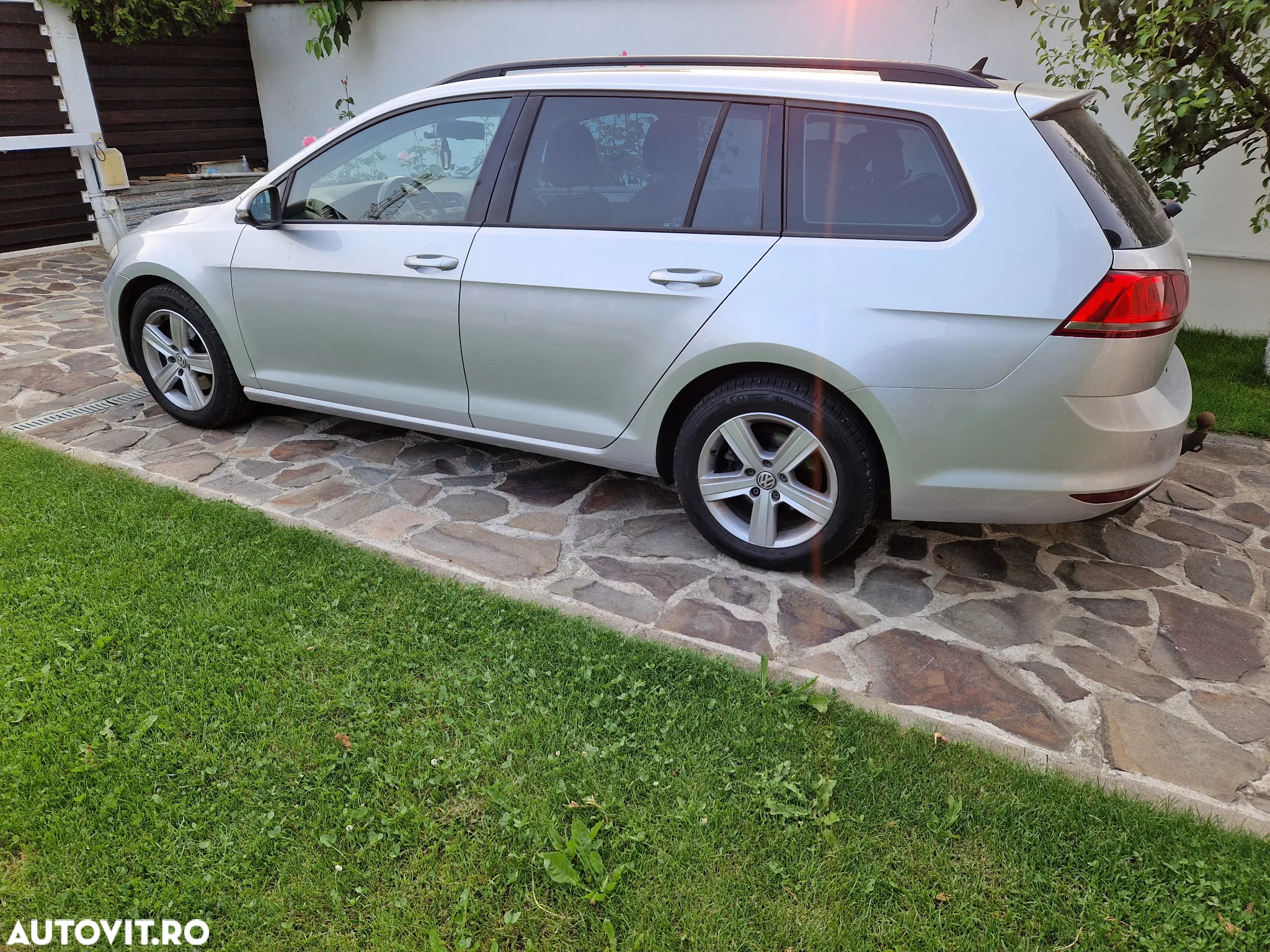 Volkswagen Golf 2.0 TDI DSG BMT Highline - 3