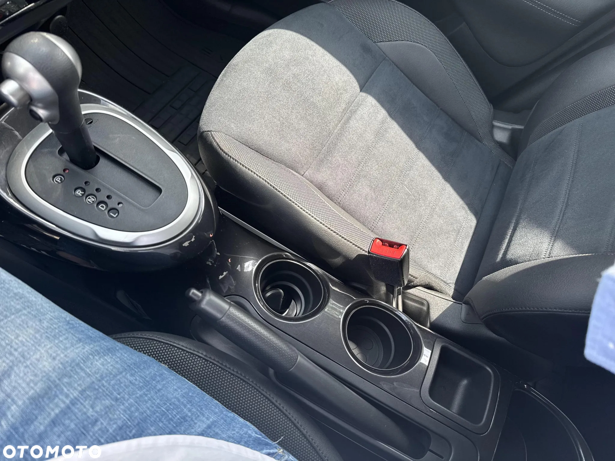 Nissan Juke 1.6 N-Connecta Xtronic - 20