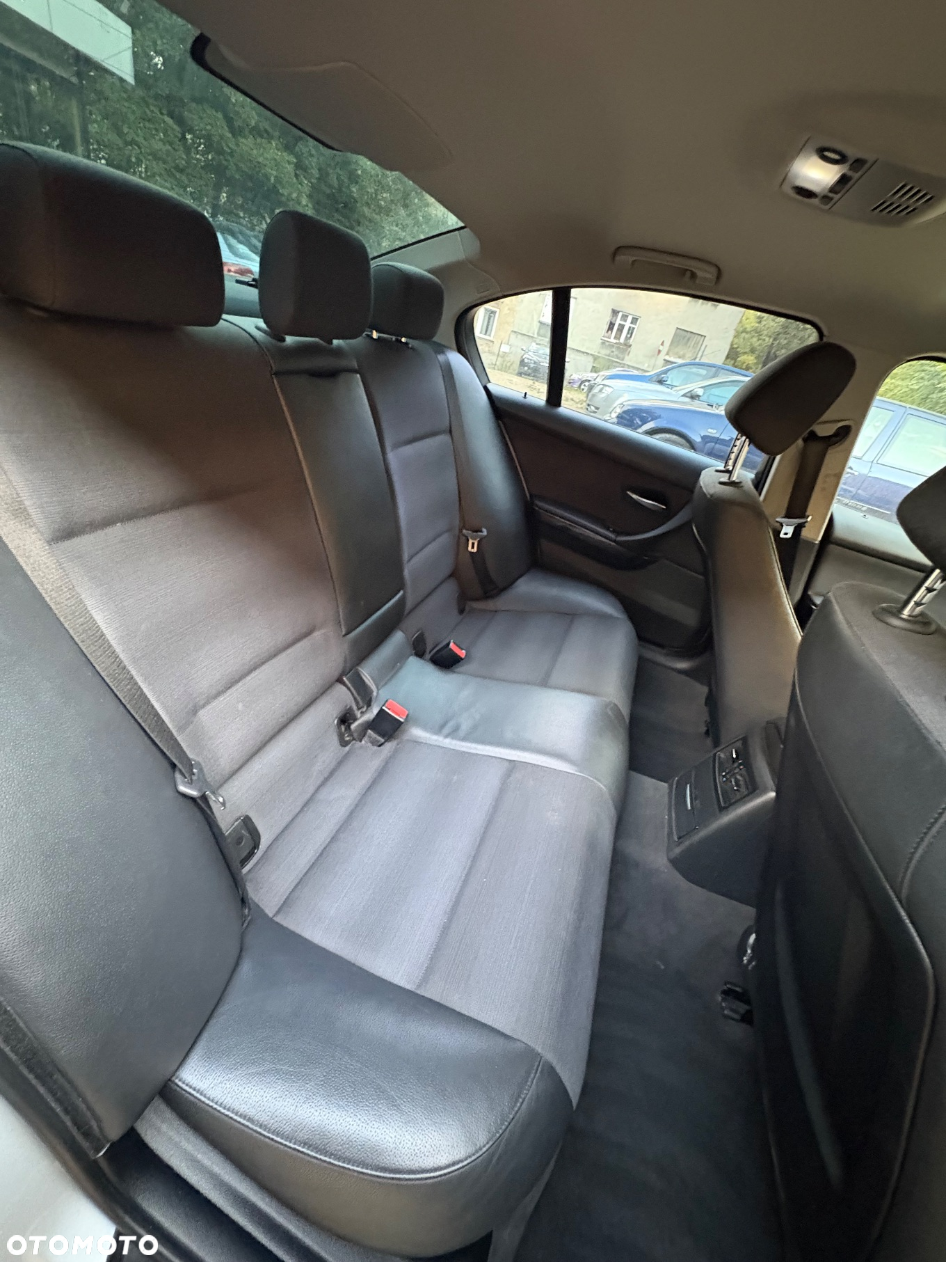 BMW Seria 3 320i - 25
