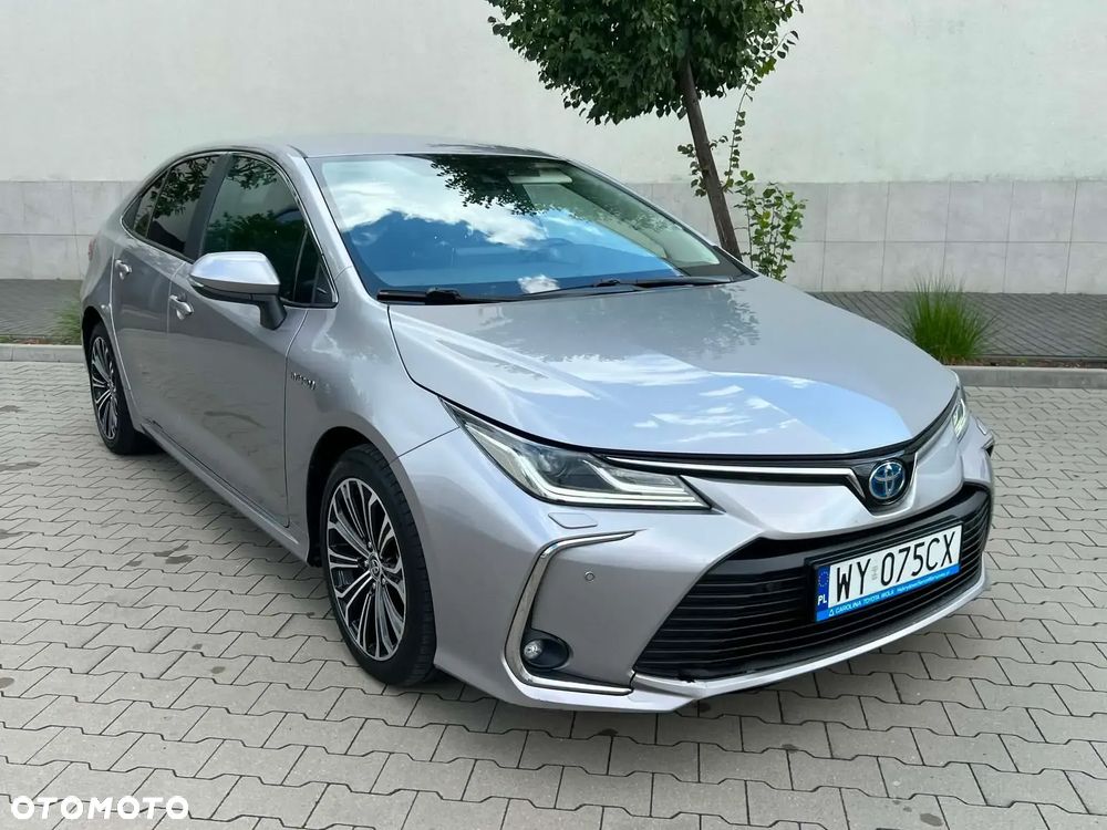 Toyota Corolla - 1