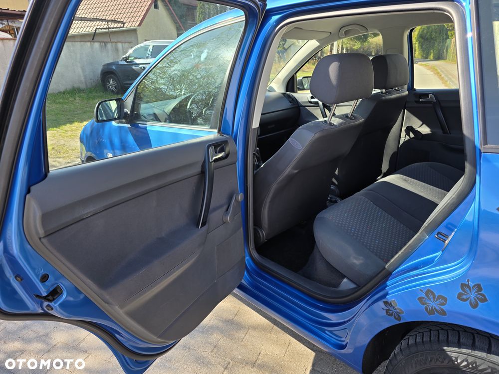 Volkswagen Polo - 12