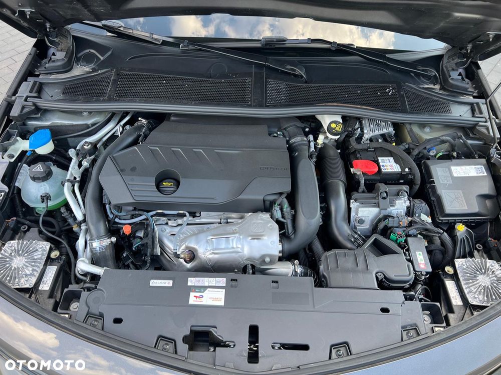 Opel Astra 1.6 T Plug-in Hybrid Ultimate - 32