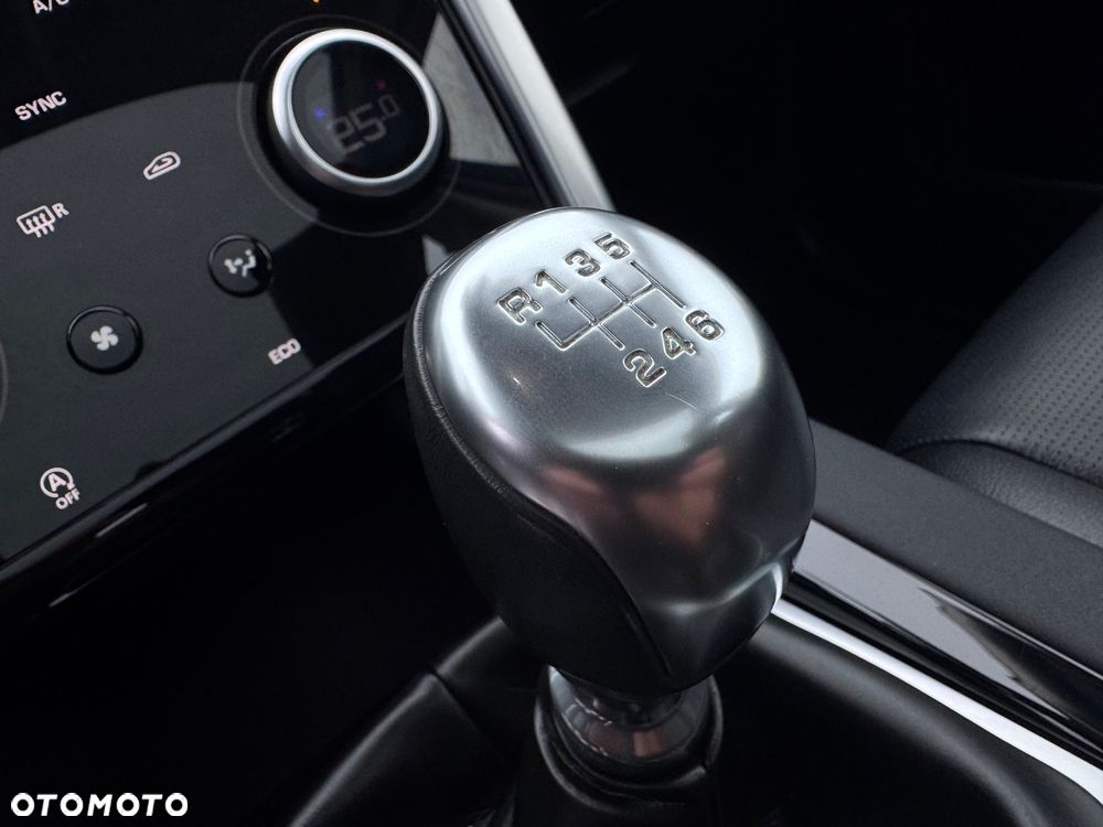 Land Rover Discovery Sport - 20
