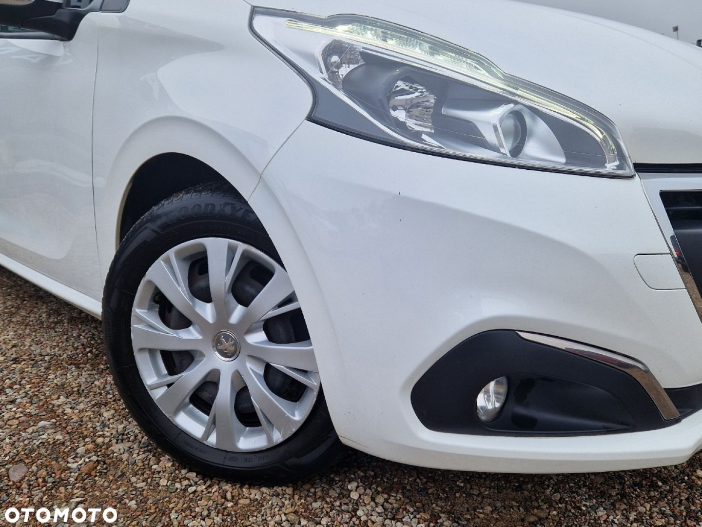 Peugeot 208 1.5 BlueHDi Active S&S - 26
