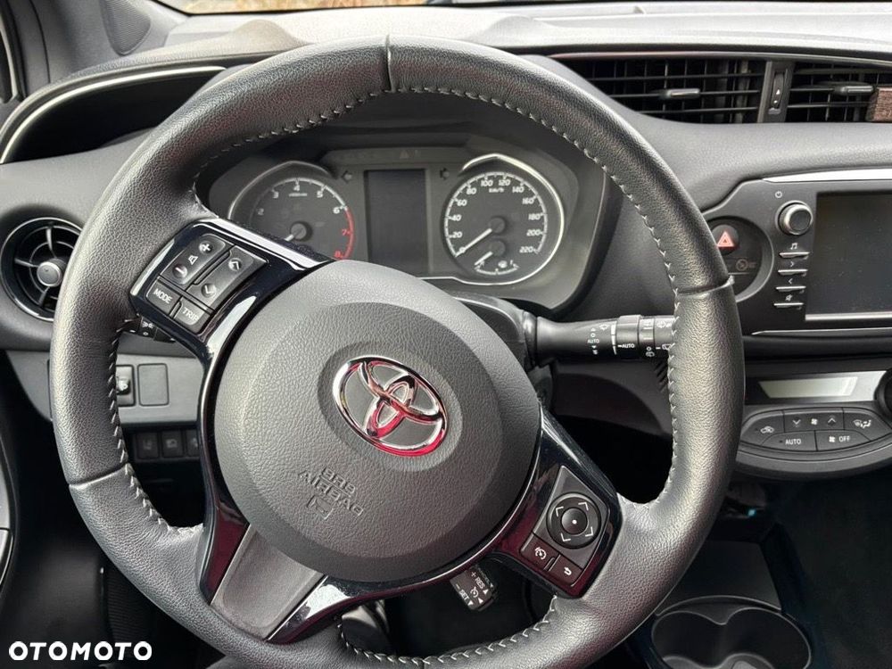 Toyota Yaris 1.5 Selection - 3