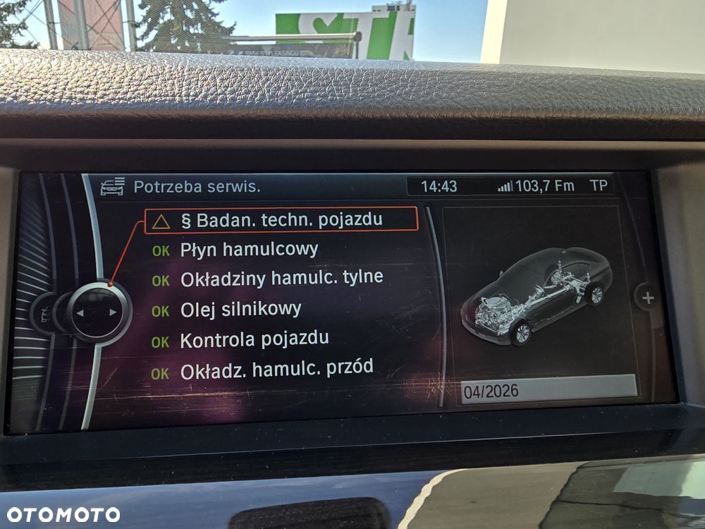 BMW Seria 5 525d xDrive - 10