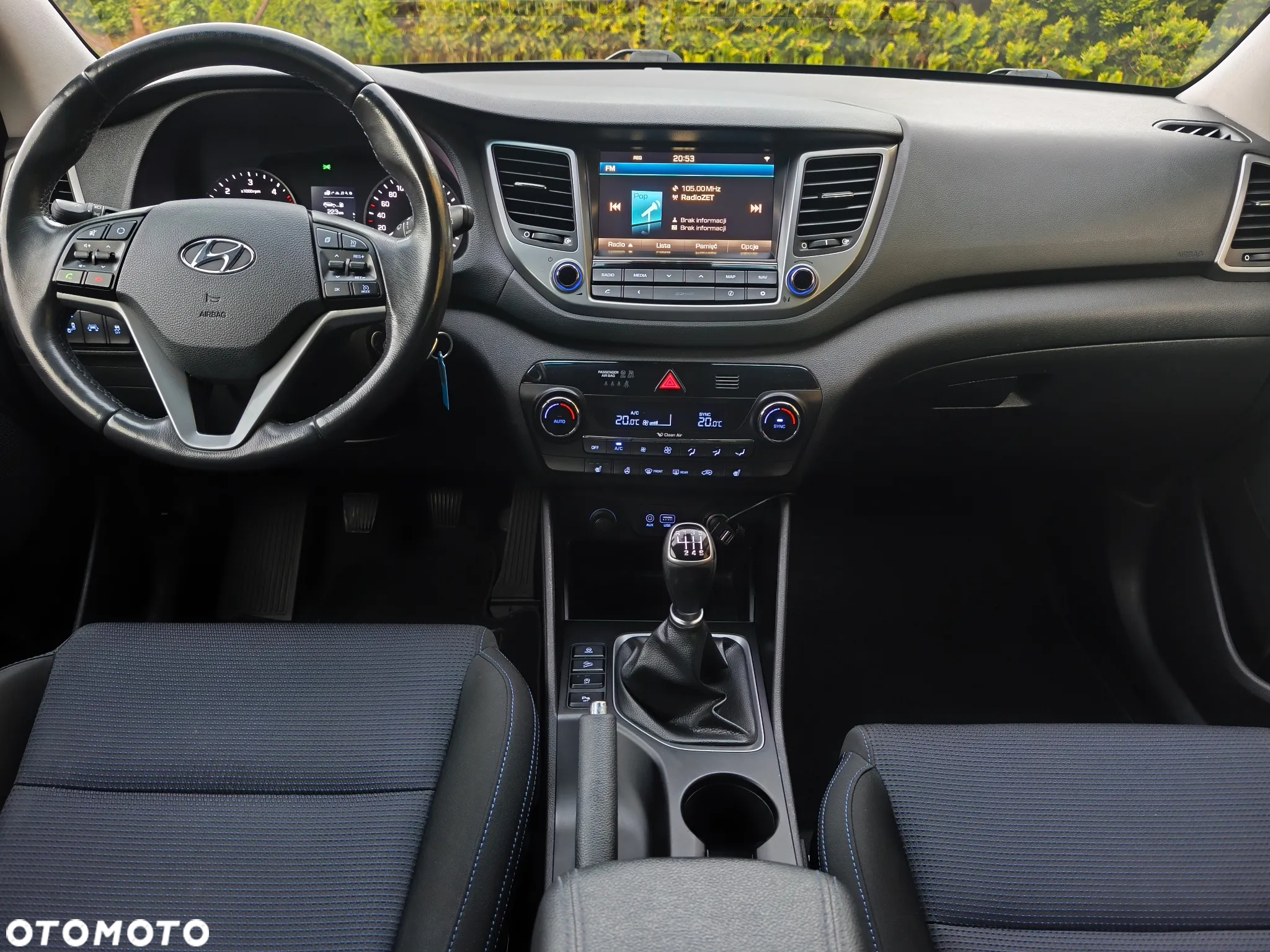 Hyundai Tucson blue 1.7 CRDi 2WD Style - 24