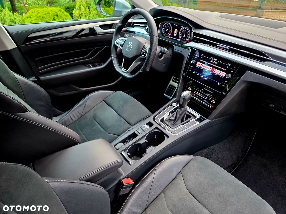 Volkswagen Arteon 2.0 TDI Elegance DSG - 28